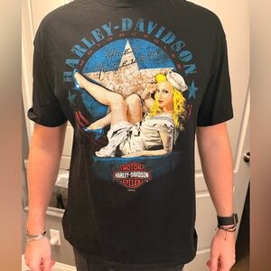 Harley-Davidson Black Tee with Vintage Graphic